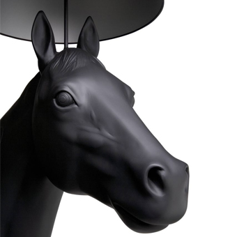 BVH博威灯饰 Horse Lamp 黑马落地灯 细节